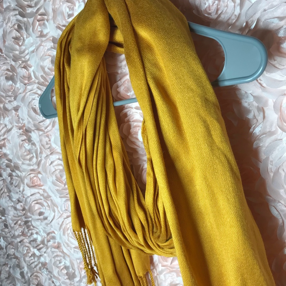 Scarf - Picture 3 of 3